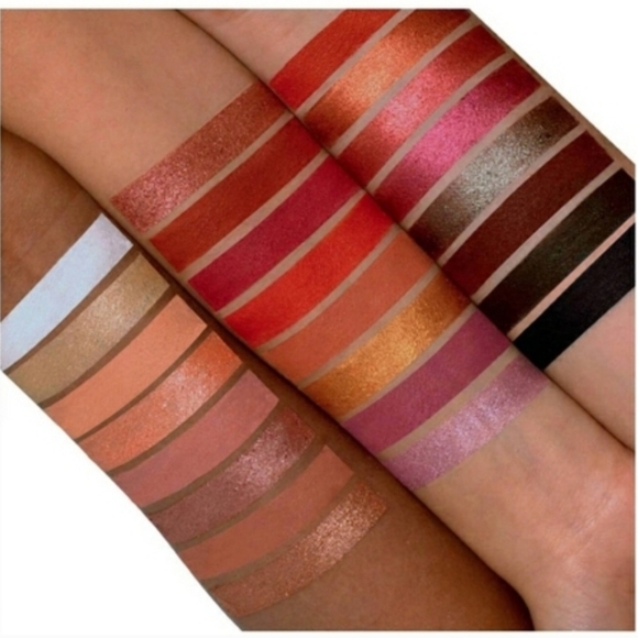 Siempre Viva Eyeshadow  Palette - Picture 6 of 6